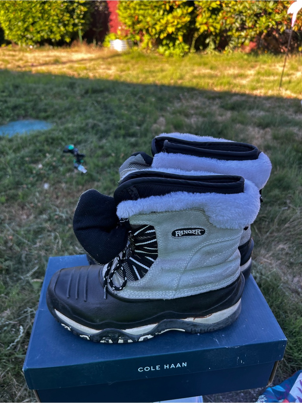 Ranger Men’s Grey and Black Winter Insulated Snow Boots Size